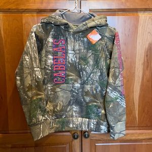 Youth Cabela’s Hoodie Realtree Camo Size M NWT